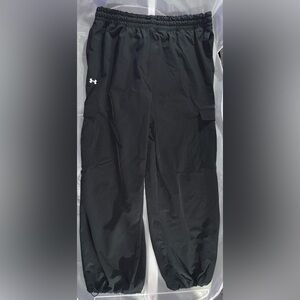 Under Armour Women’s Rival Woven Cargo Pants